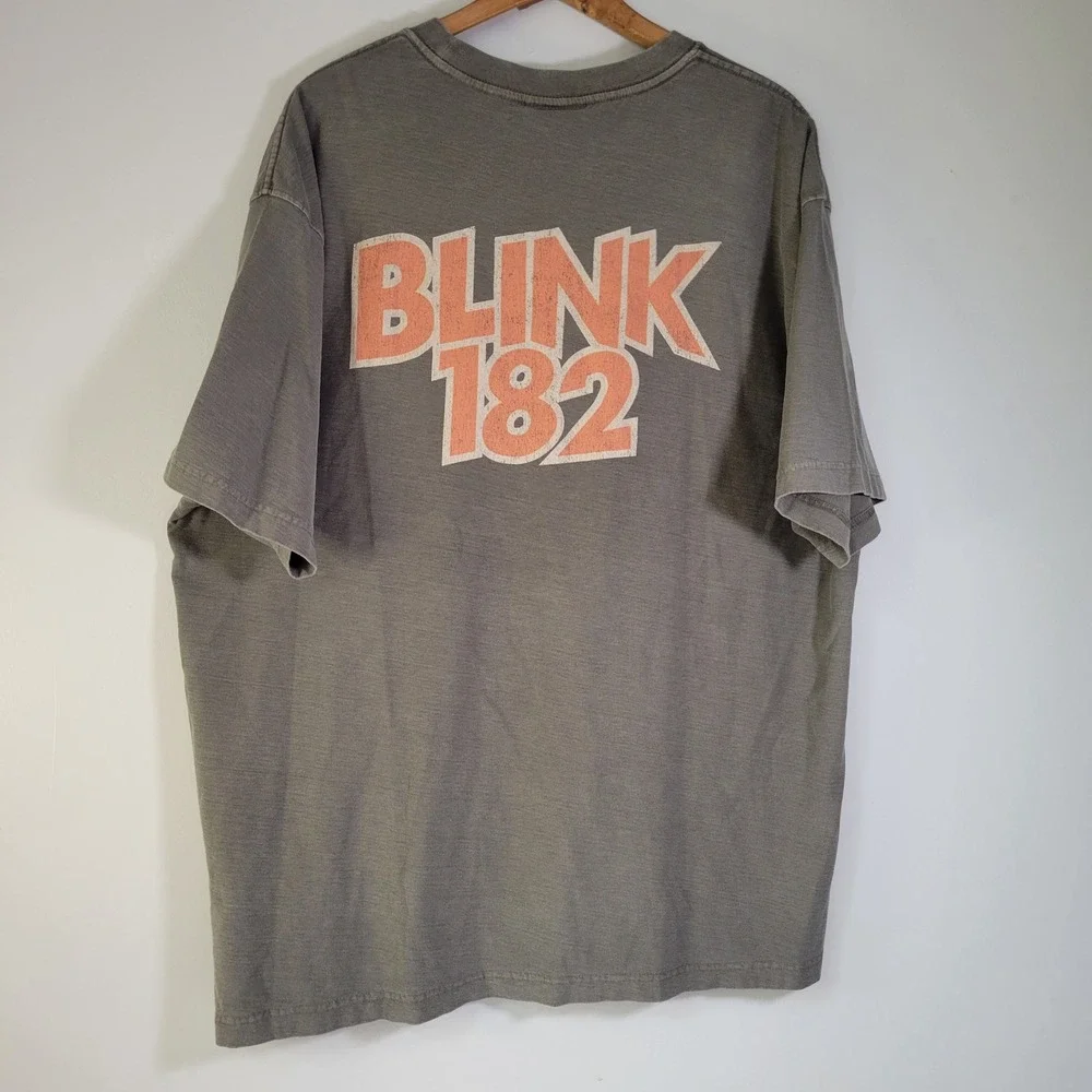 Blink-182 Skankin Rabbit Mascot Graphic Grunge 90s Band Tee Olive Green 2XL NWT - Picture 3 of 9